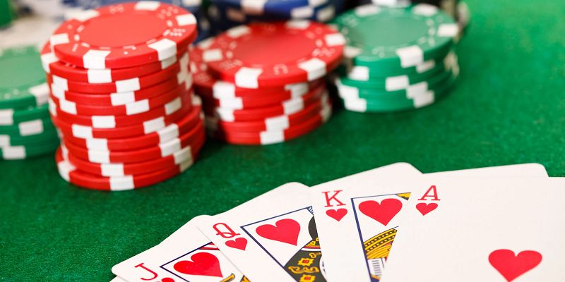 Bài Poker là thể loại game nổi tiếng nhất hiện nay